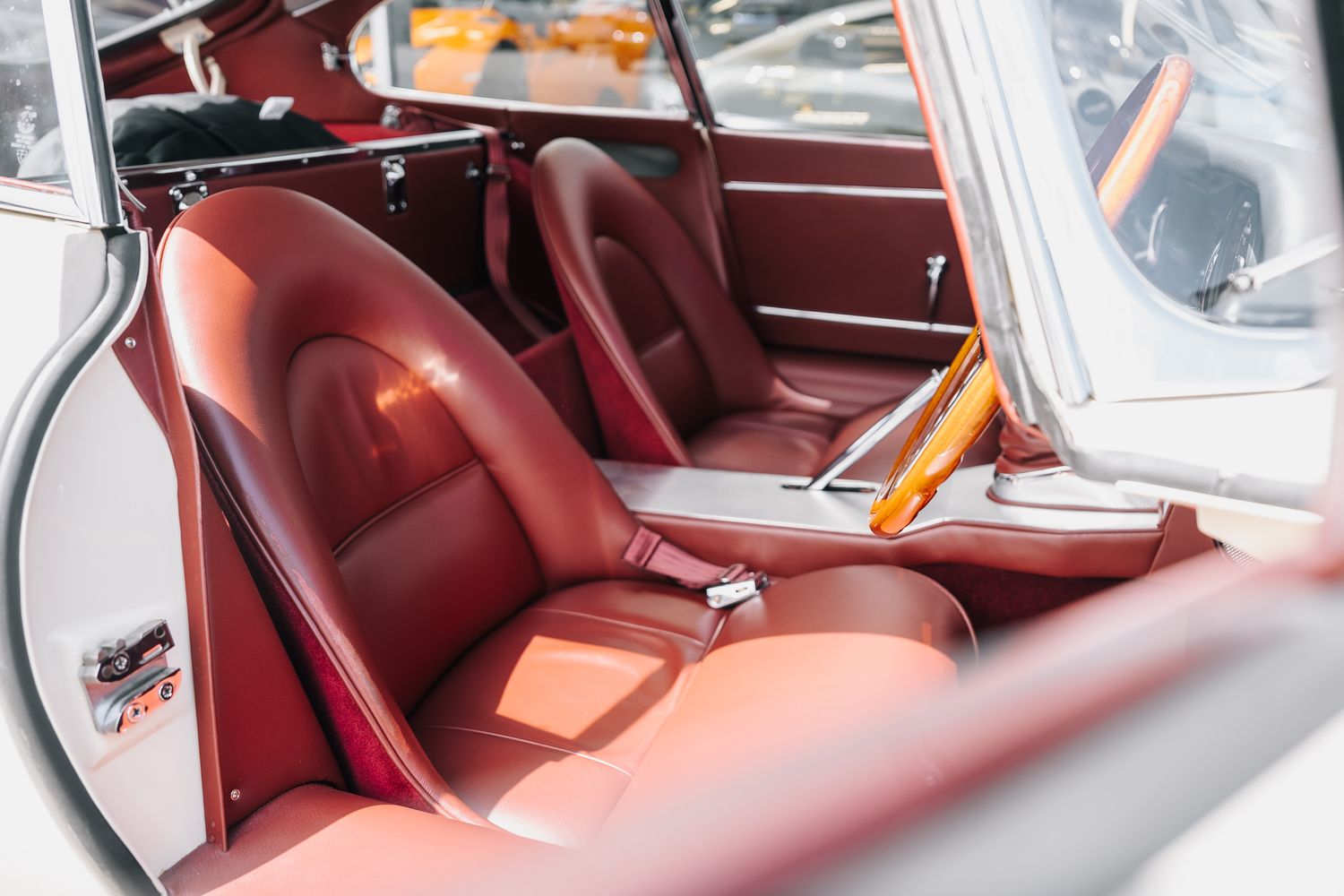 Jaguar 'E' Type - Reborn 3.8