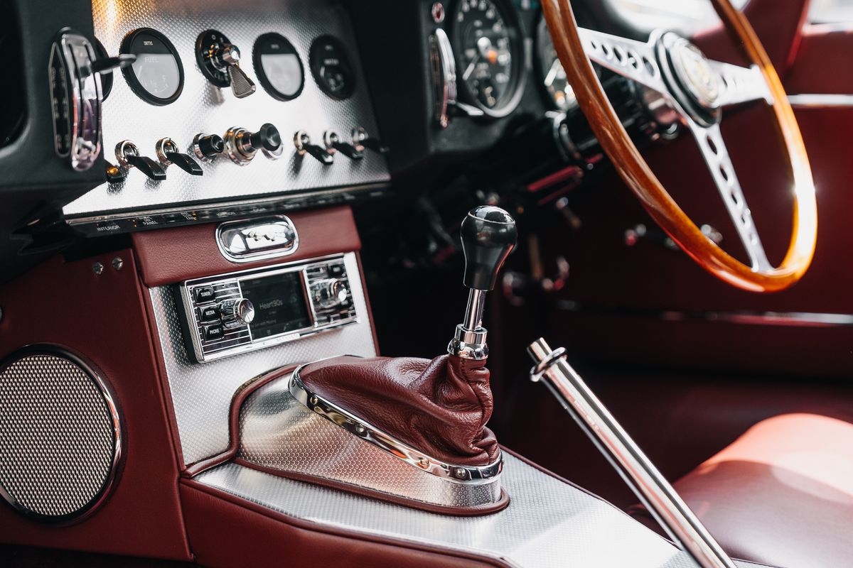 Jaguar 'E' Type - Reborn 3.8