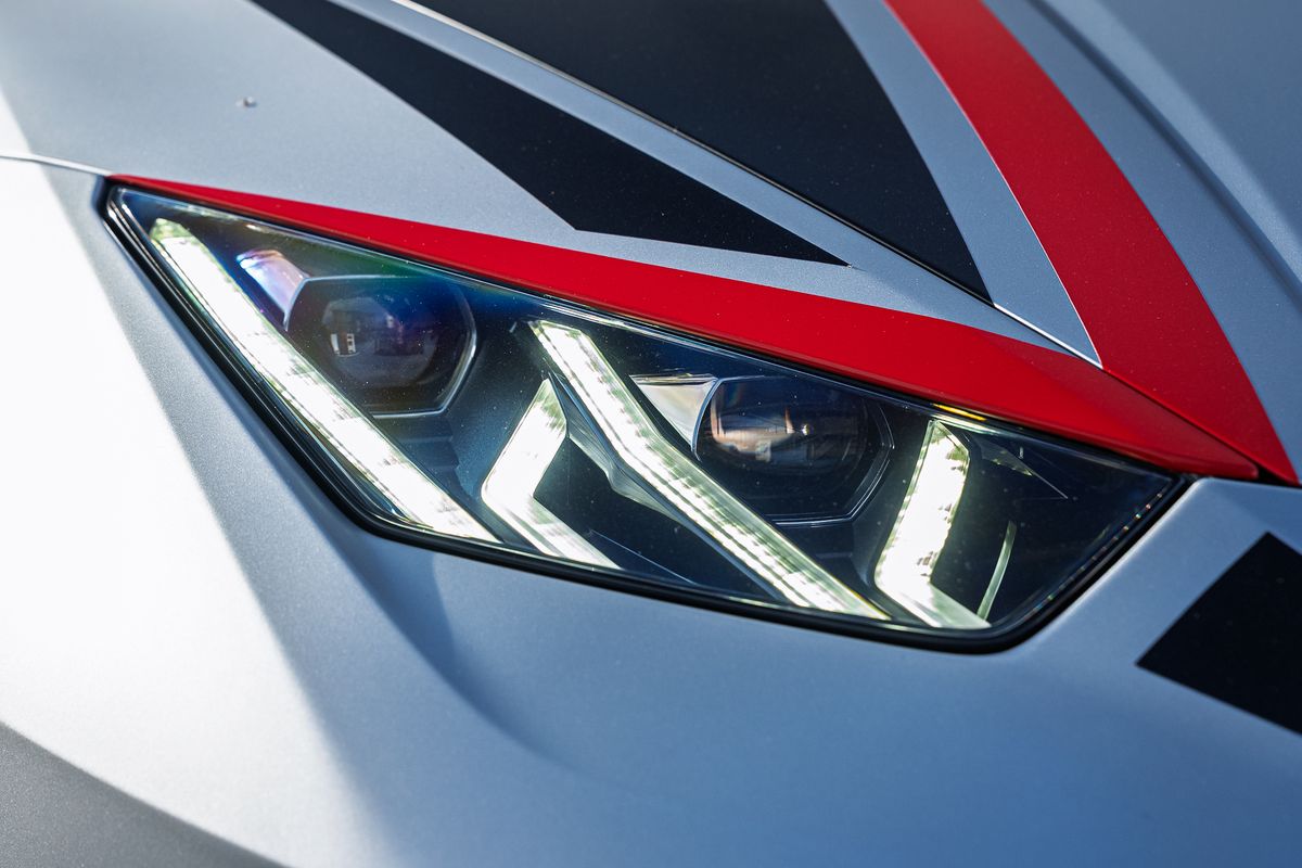 LAMBORGHINI HURACAN STERRATO