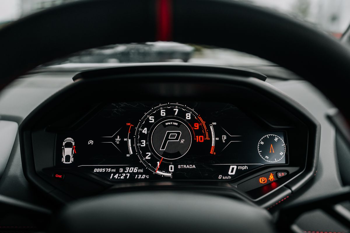 LAMBORGHINI HURACAN STERRATO