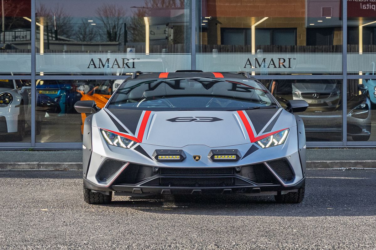 LAMBORGHINI HURACAN STERRATO