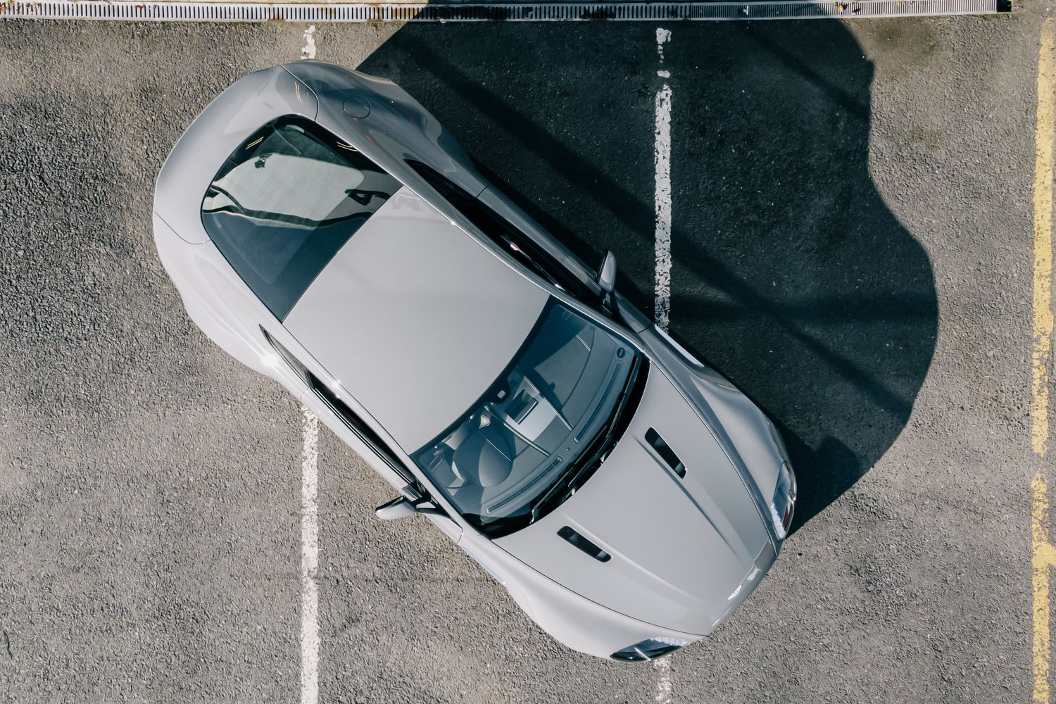 Aston Martin Vantage S V8 Auto