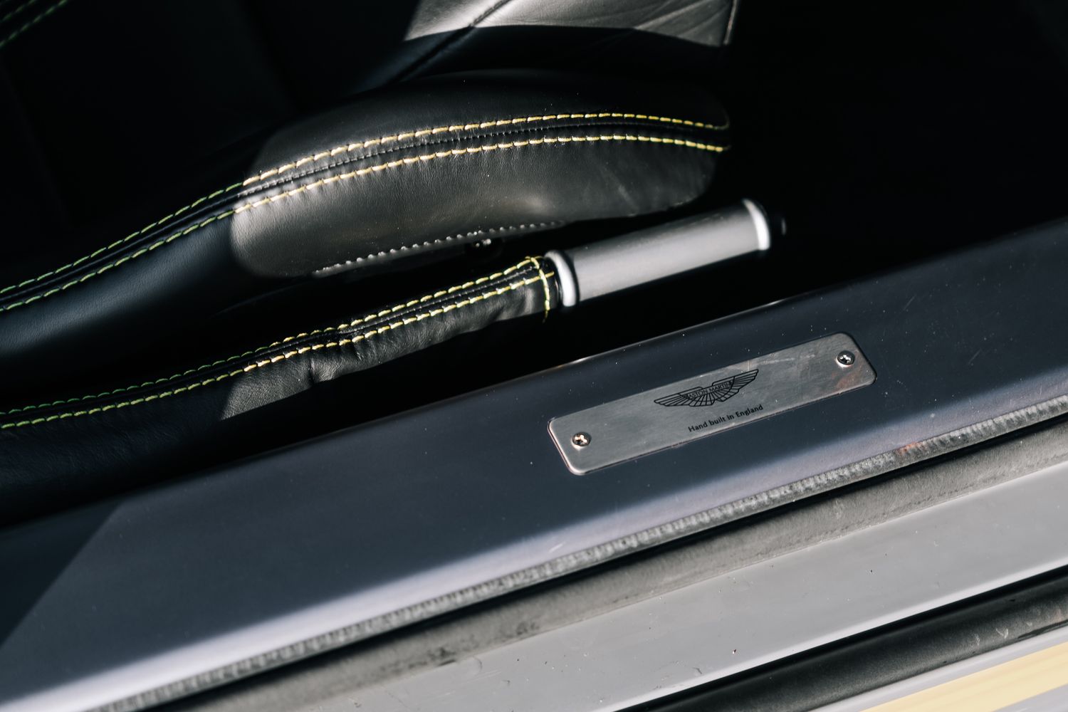 Aston Martin Vantage S V8 Auto