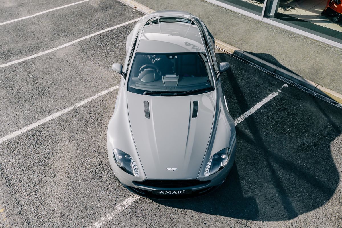 Aston Martin Vantage S V8 Auto