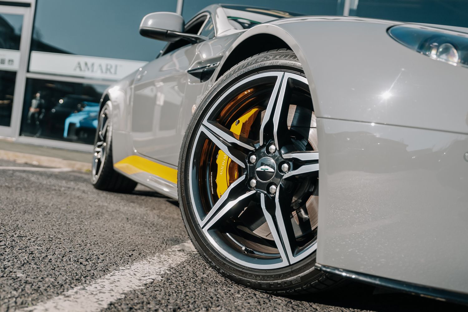Aston Martin Vantage S V8 Auto