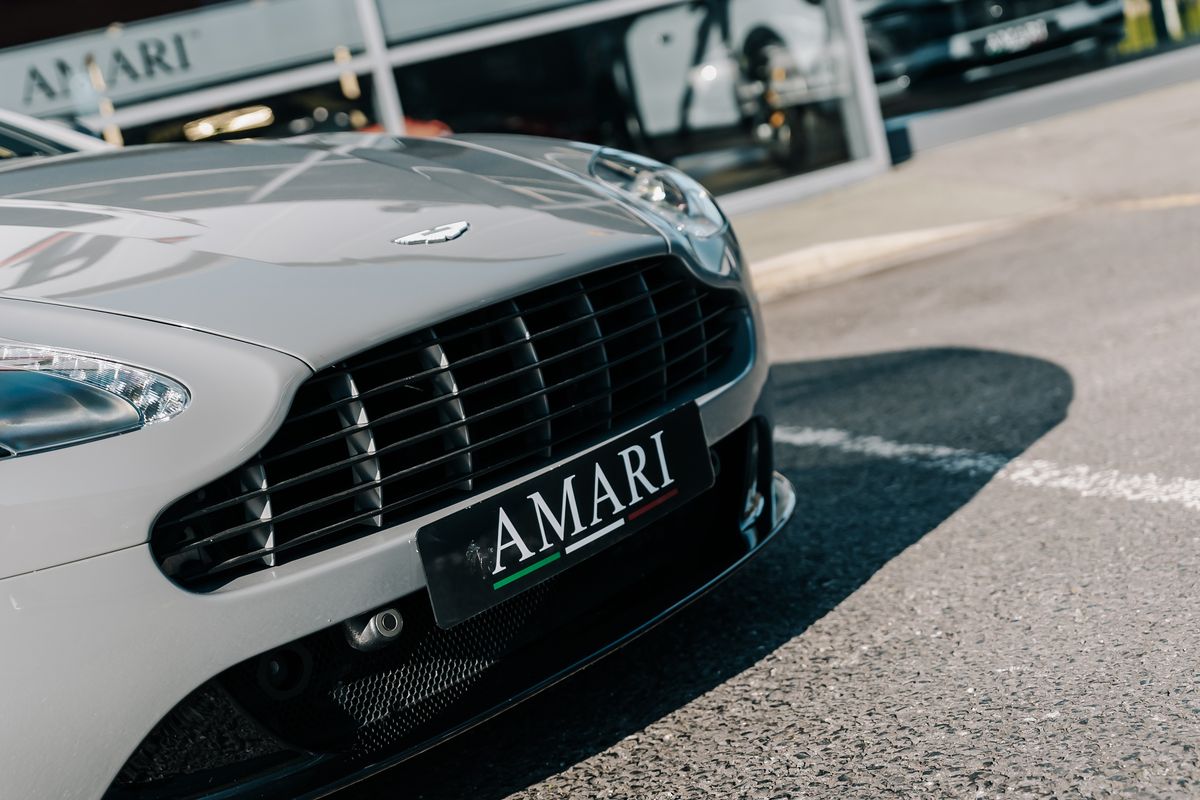 Aston Martin Vantage S V8 Auto