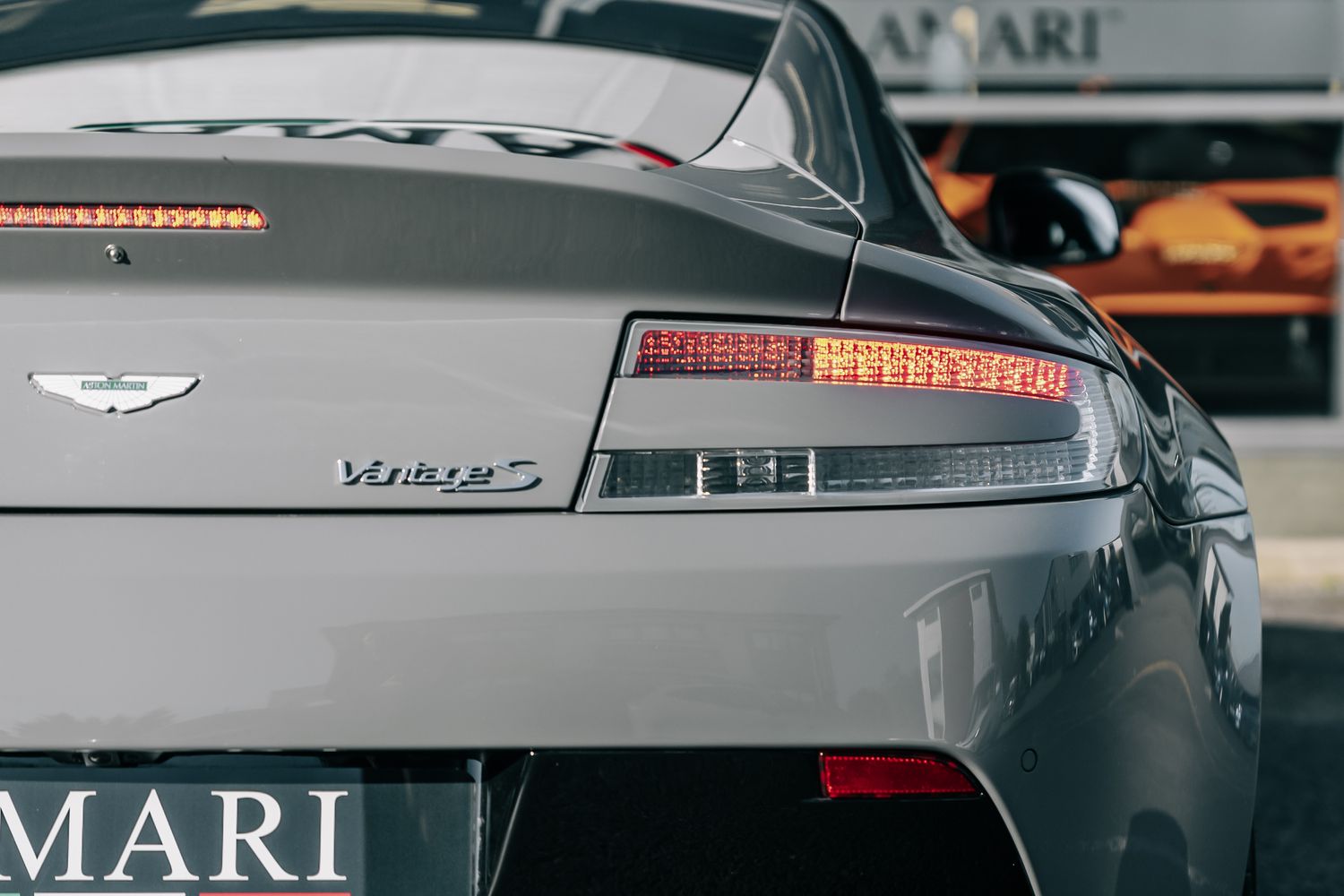Aston Martin Vantage S V8 Auto