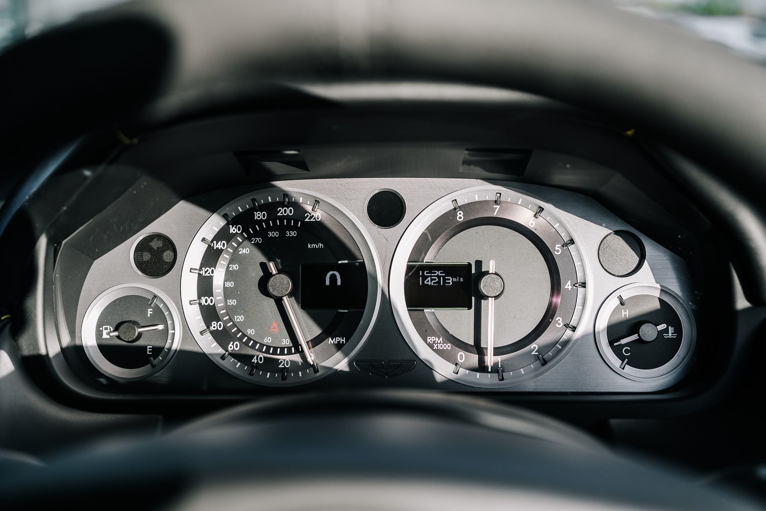 Aston Martin Vantage S V8 Auto