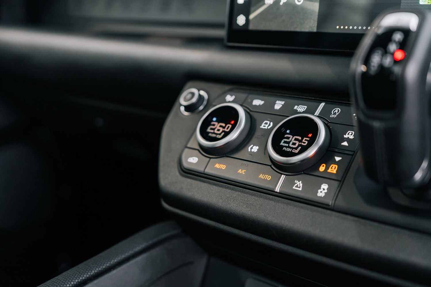 Land Rover Defender 110 V8 5.0 P525