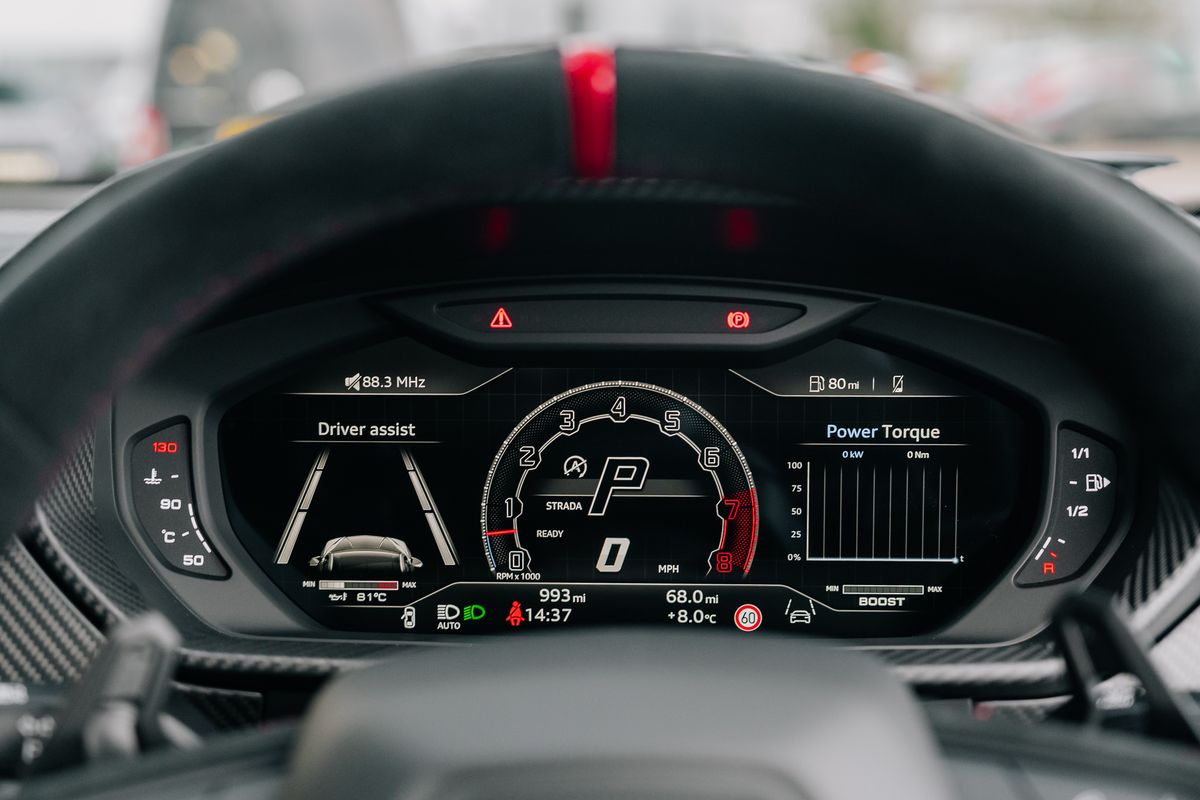Lamborghini Urus Performante V8