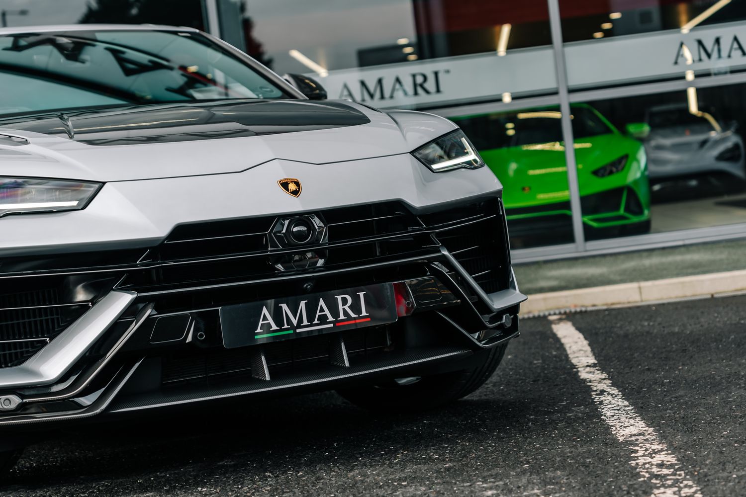 Lamborghini Urus Performante V8