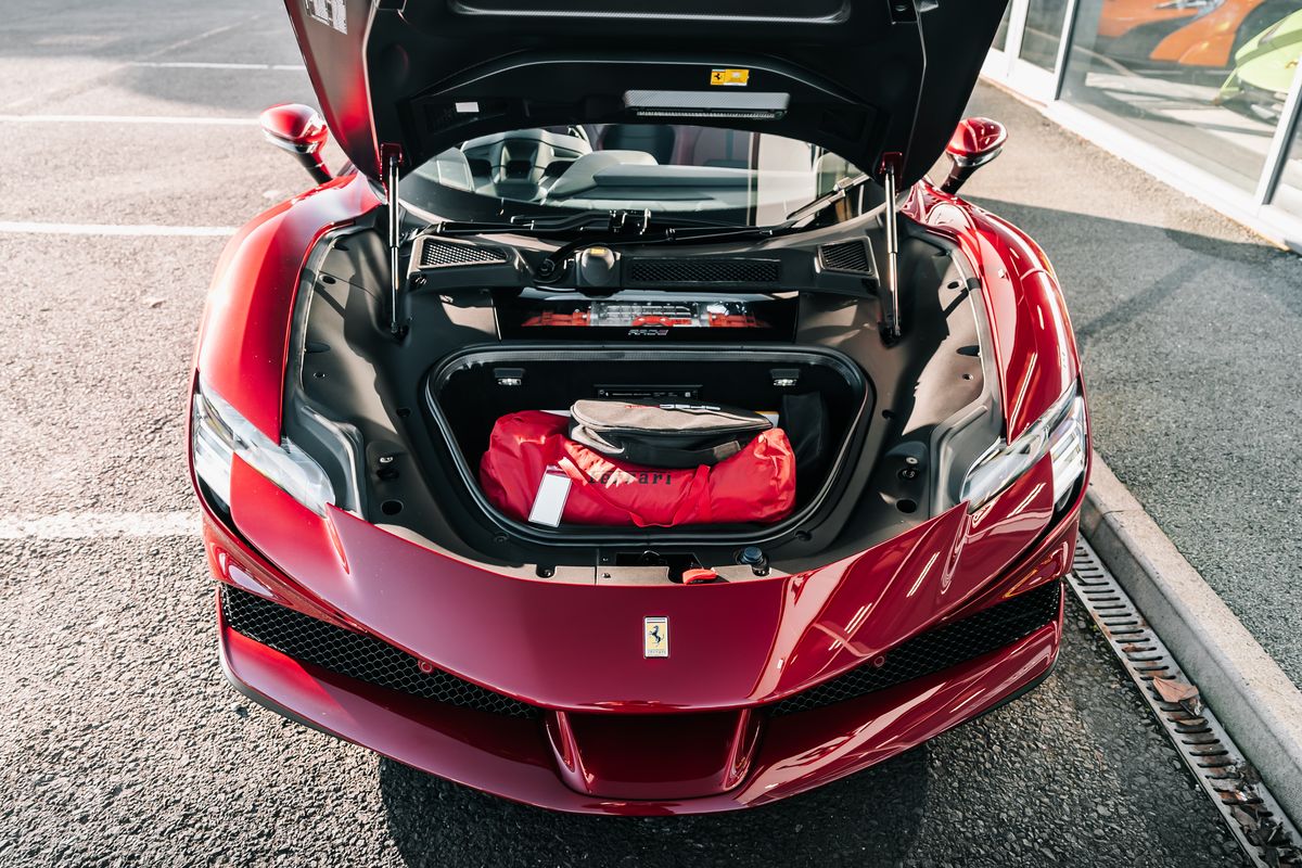 Ferrari SF90 Spider
