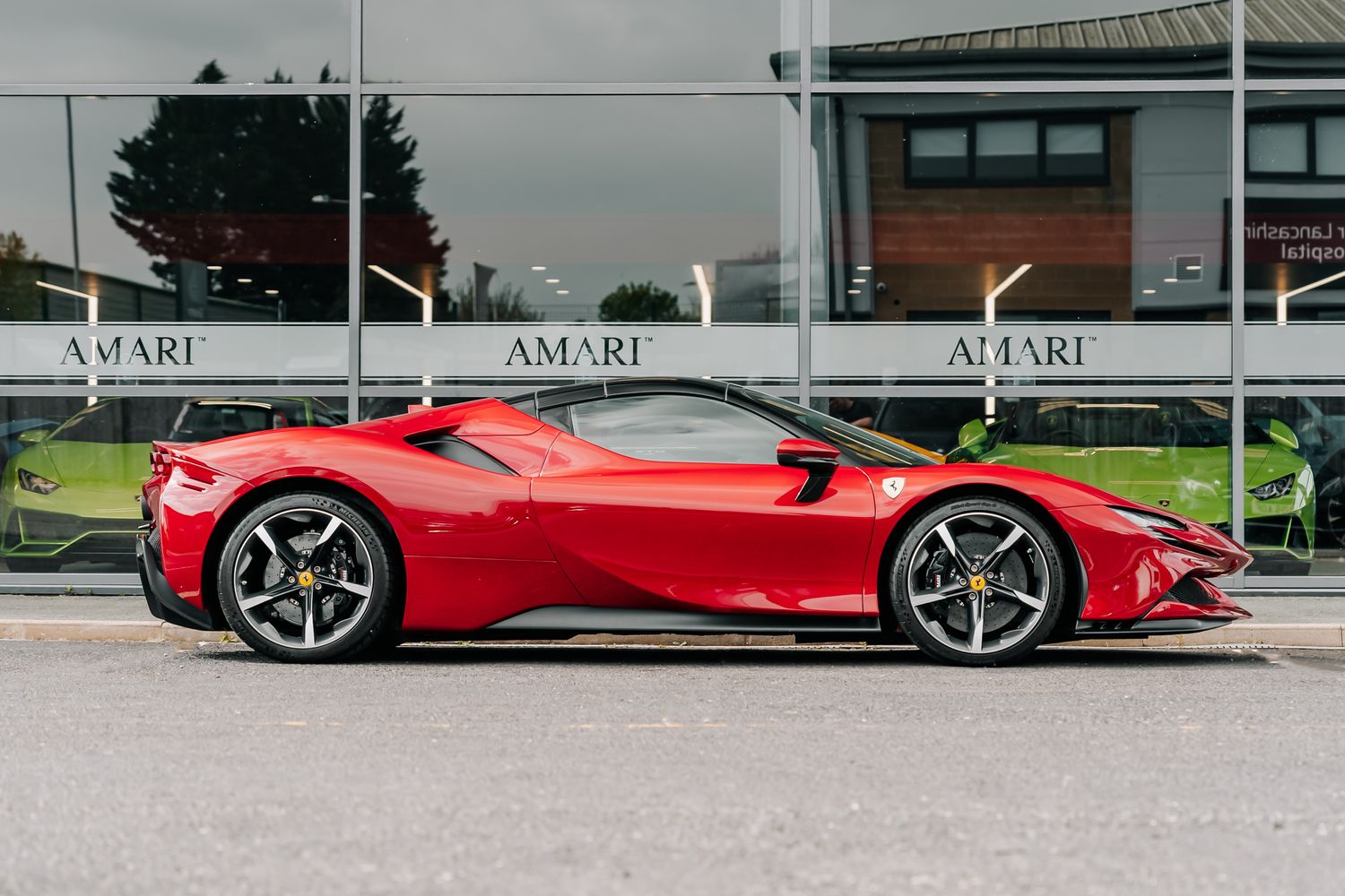 Ferrari SF90 Spider