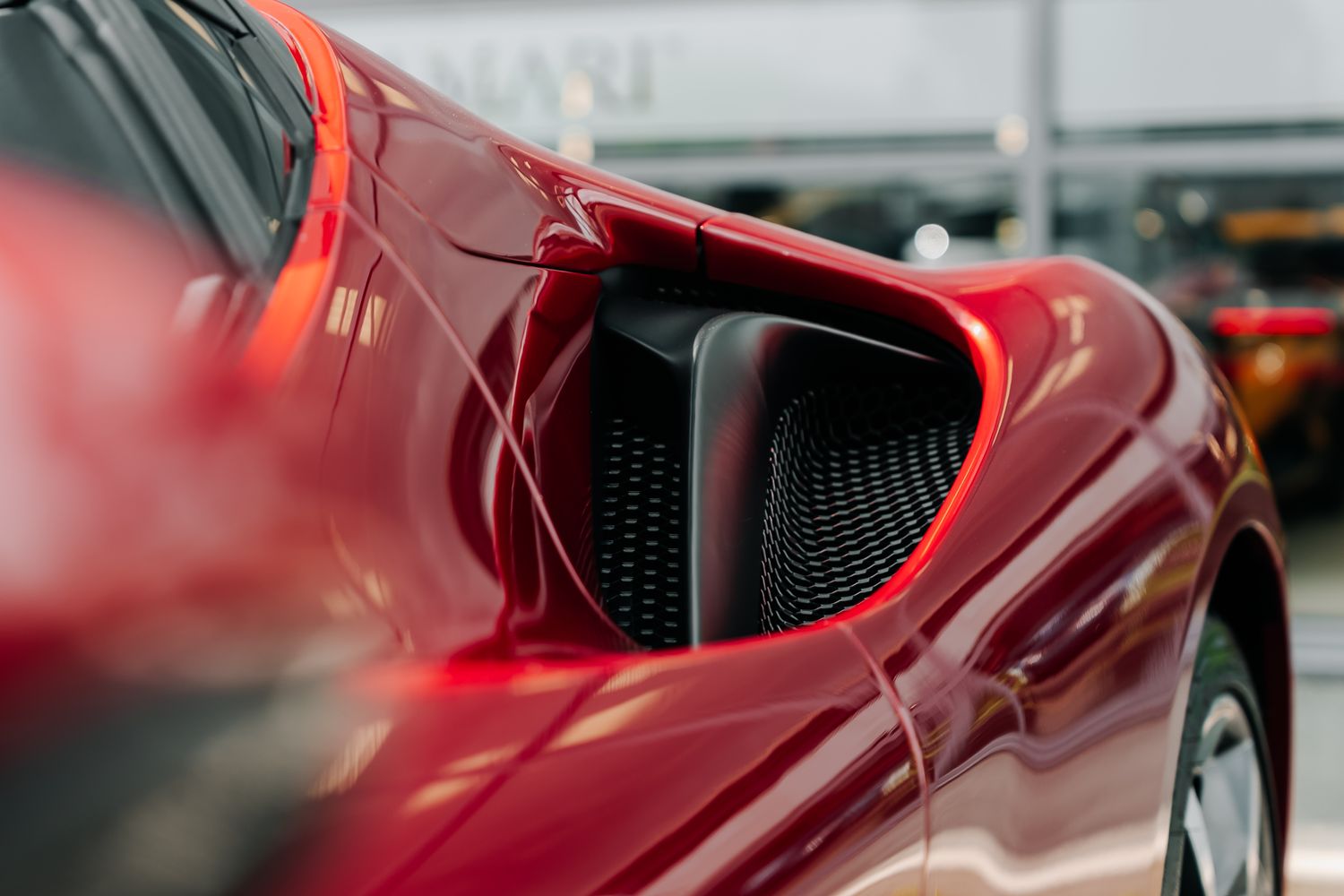 Ferrari SF90 Spider