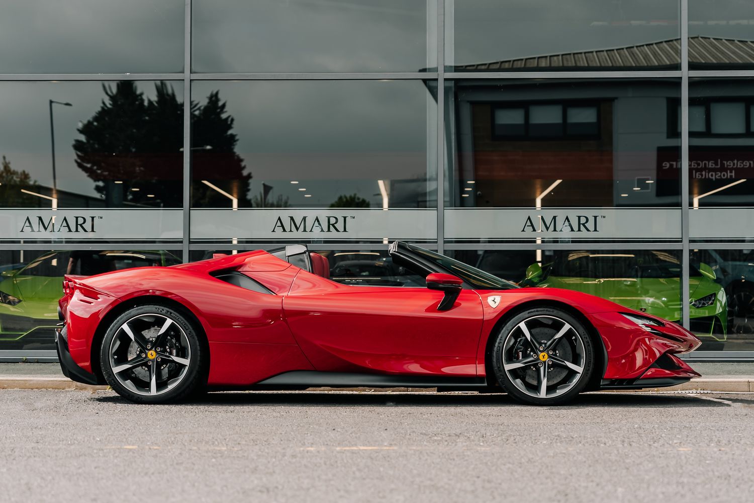 Ferrari SF90 Spider