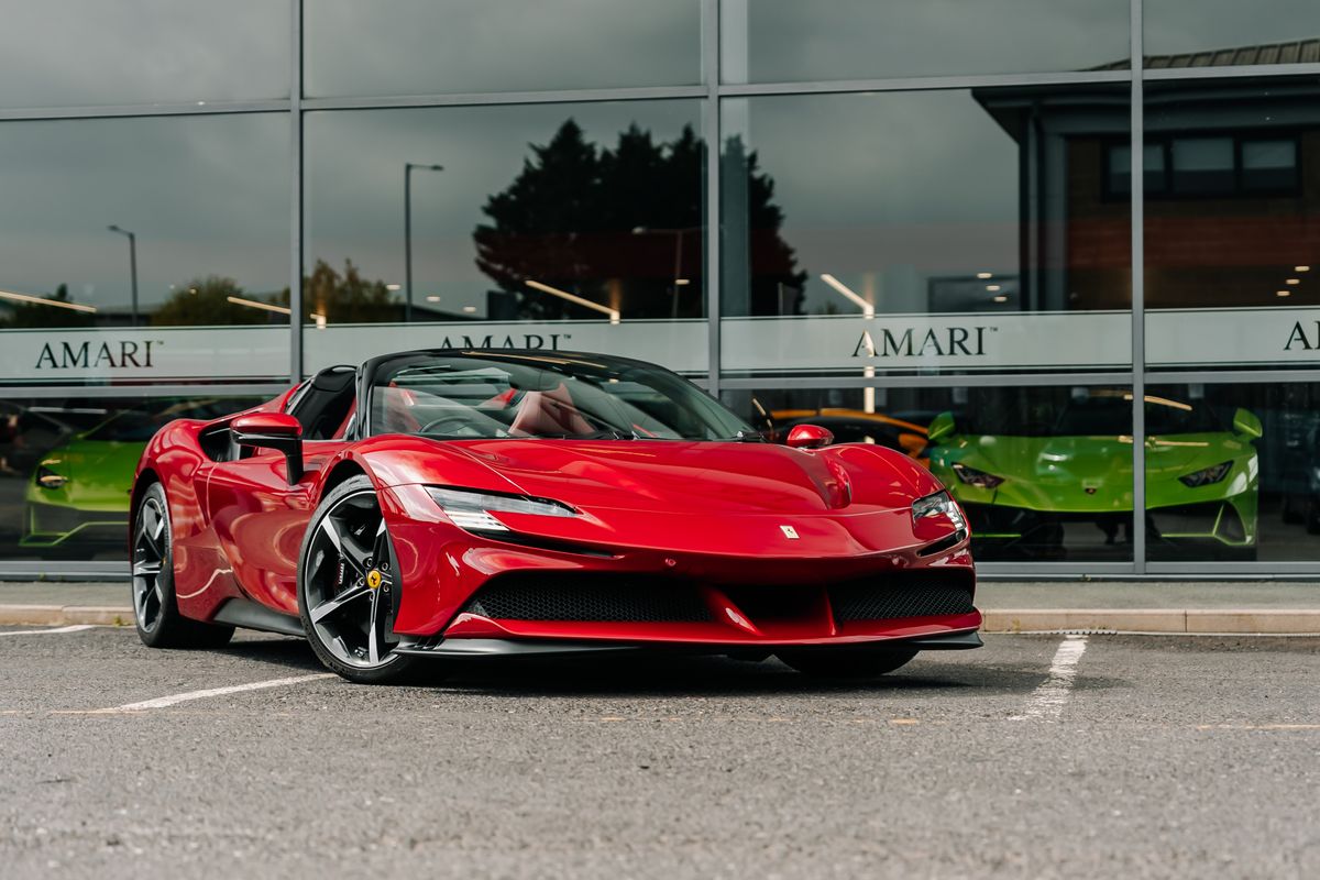 Ferrari SF90 Spider