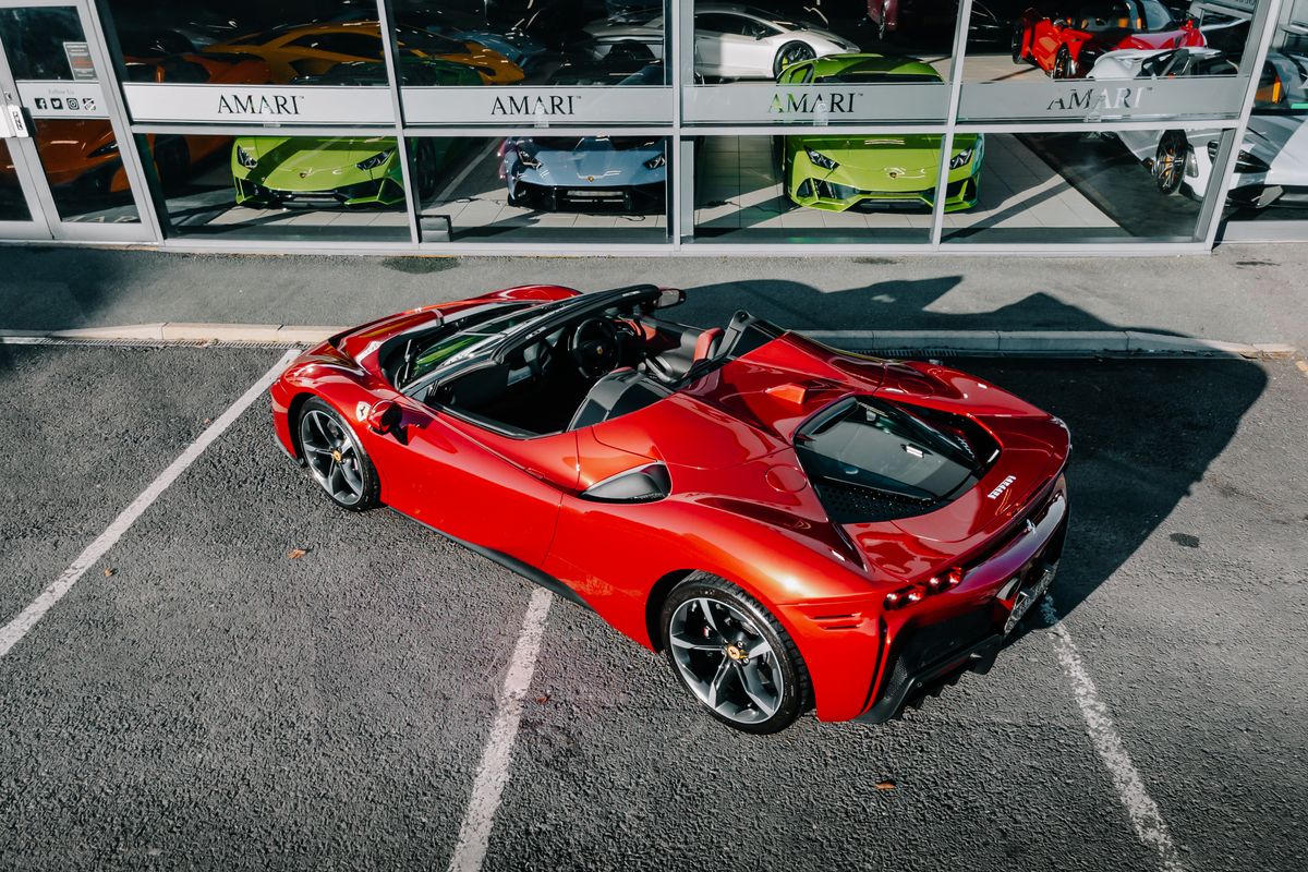 Ferrari SF90 Spider