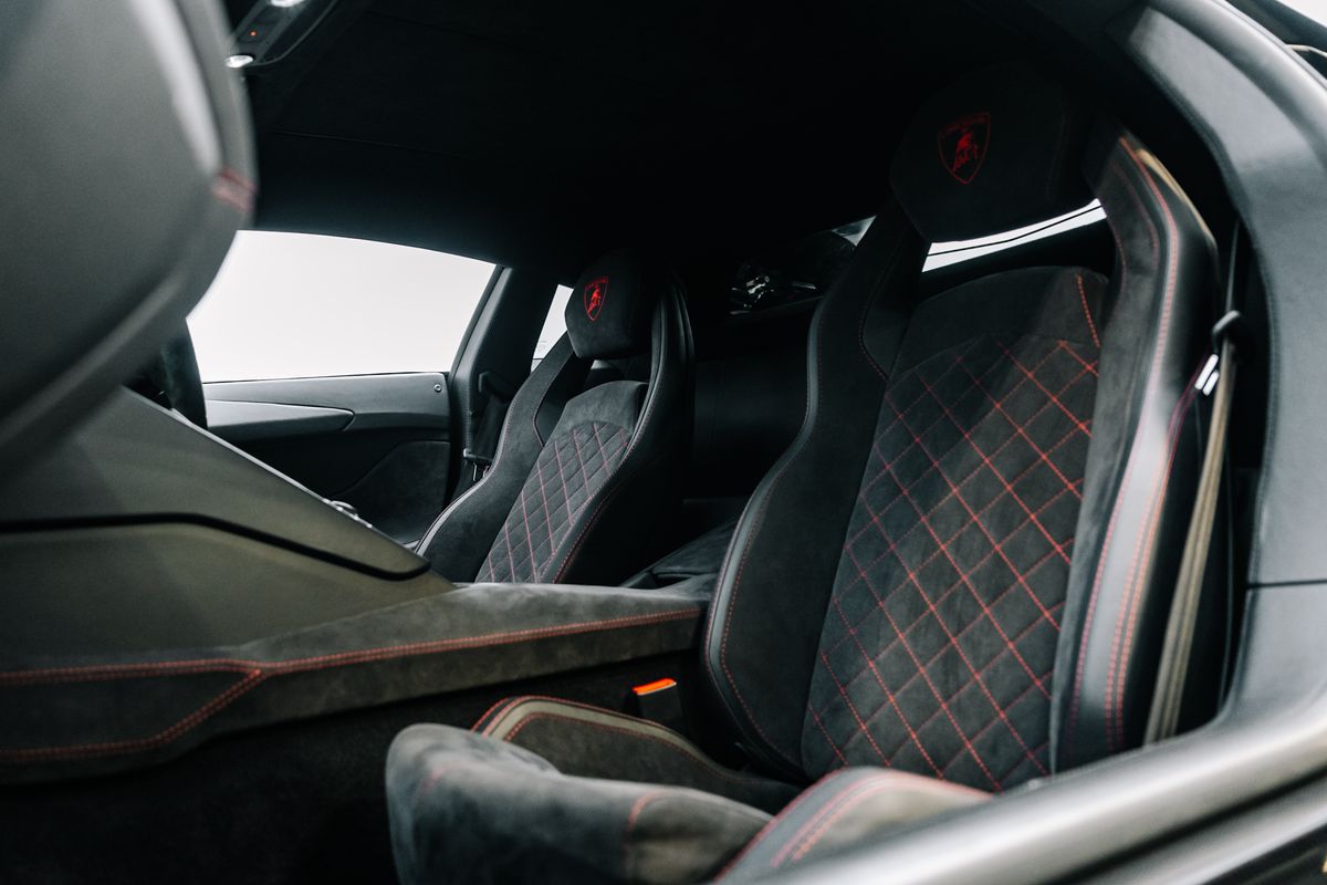 Lamborghini Aventador S