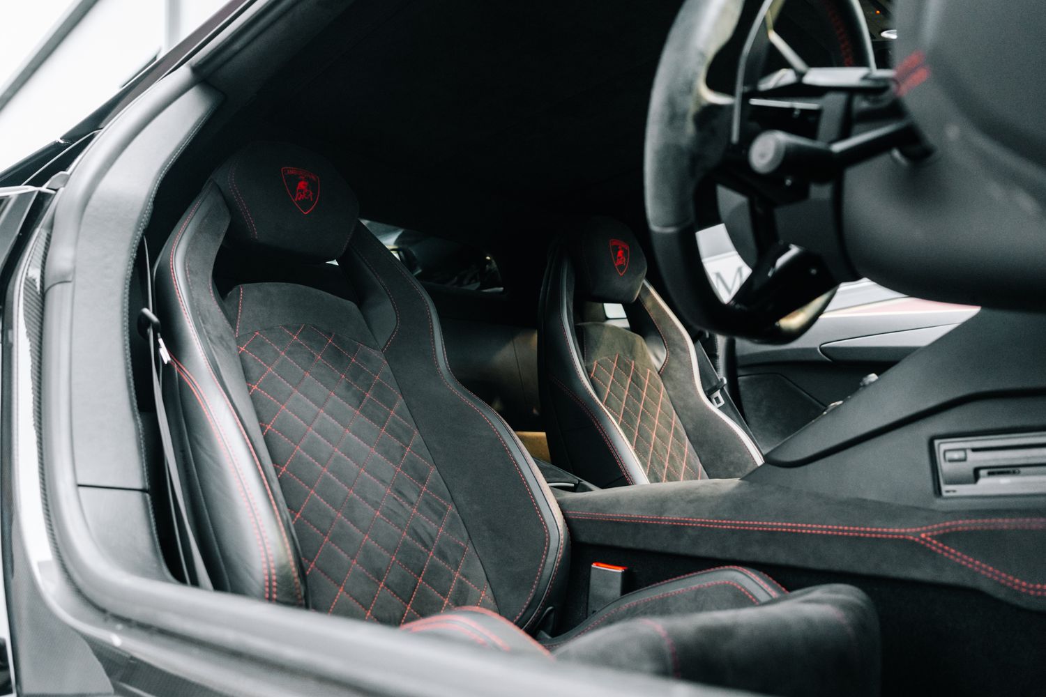 Lamborghini Aventador S