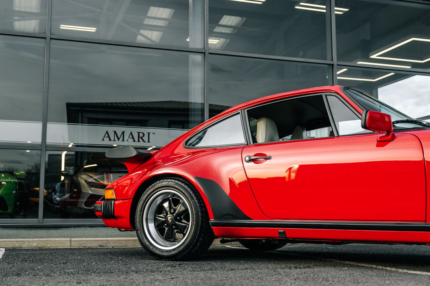 Porsche 911 Turbo 930 - 4 Speed Manual Gearbox