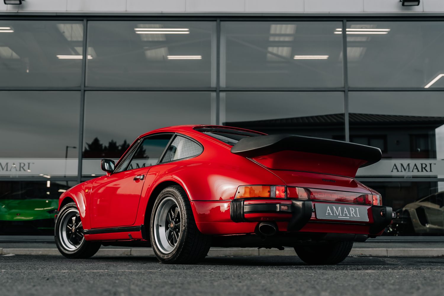 Porsche 911 Turbo 930 - 4 Speed Manual Gearbox