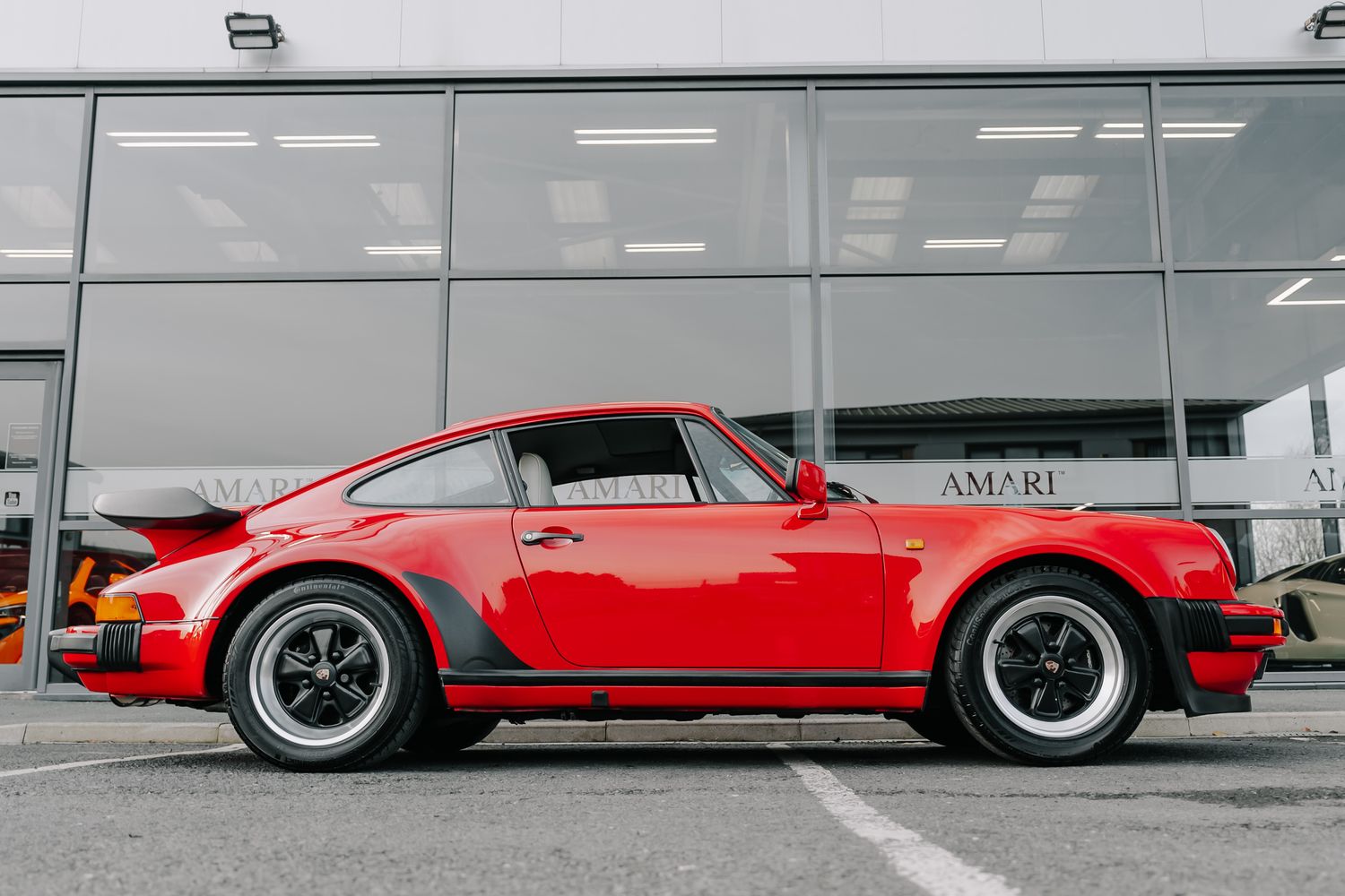 Porsche 911 Turbo 930 - 4 Speed Manual Gearbox