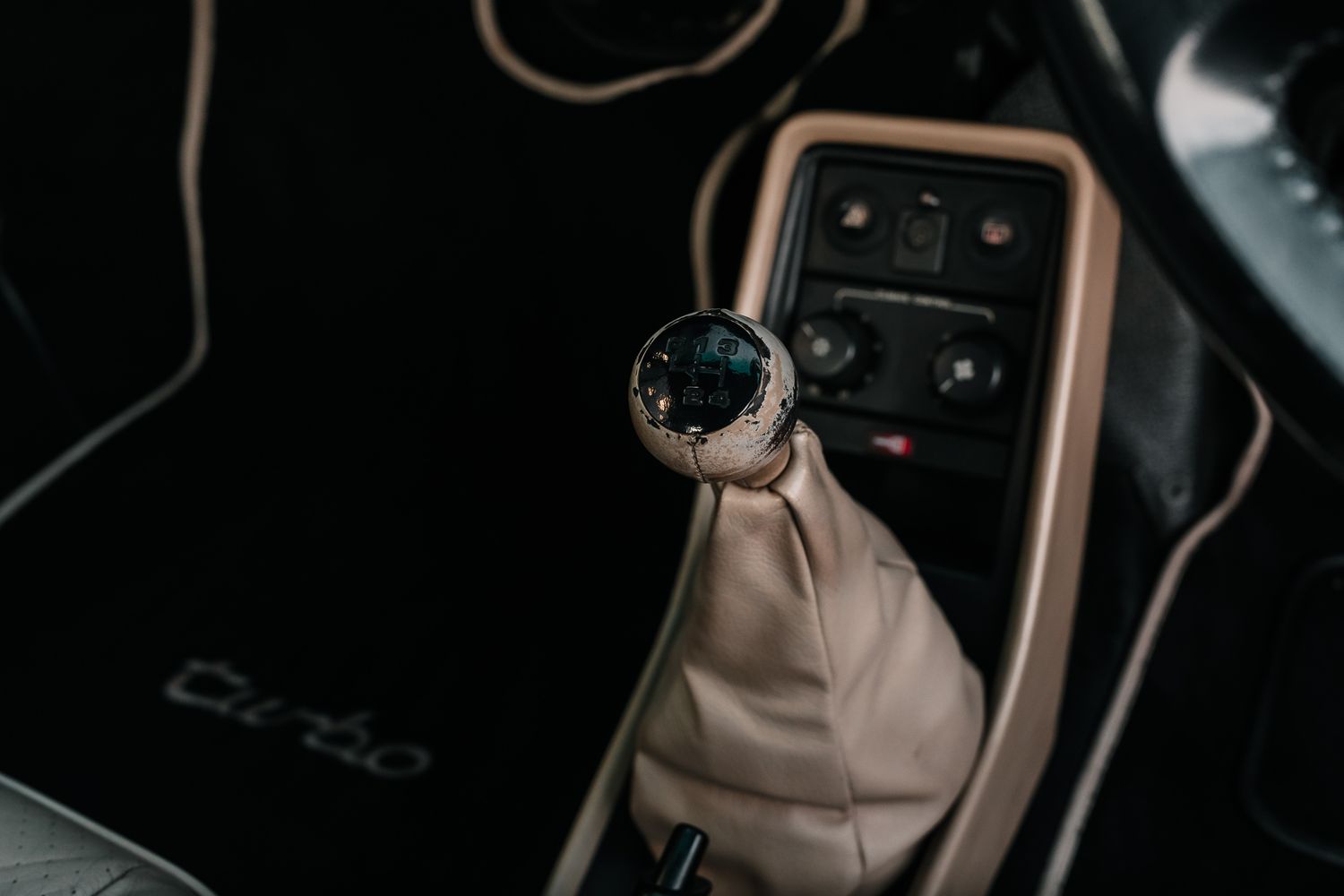 Porsche 911 Turbo 930 - 4 Speed Manual Gearbox