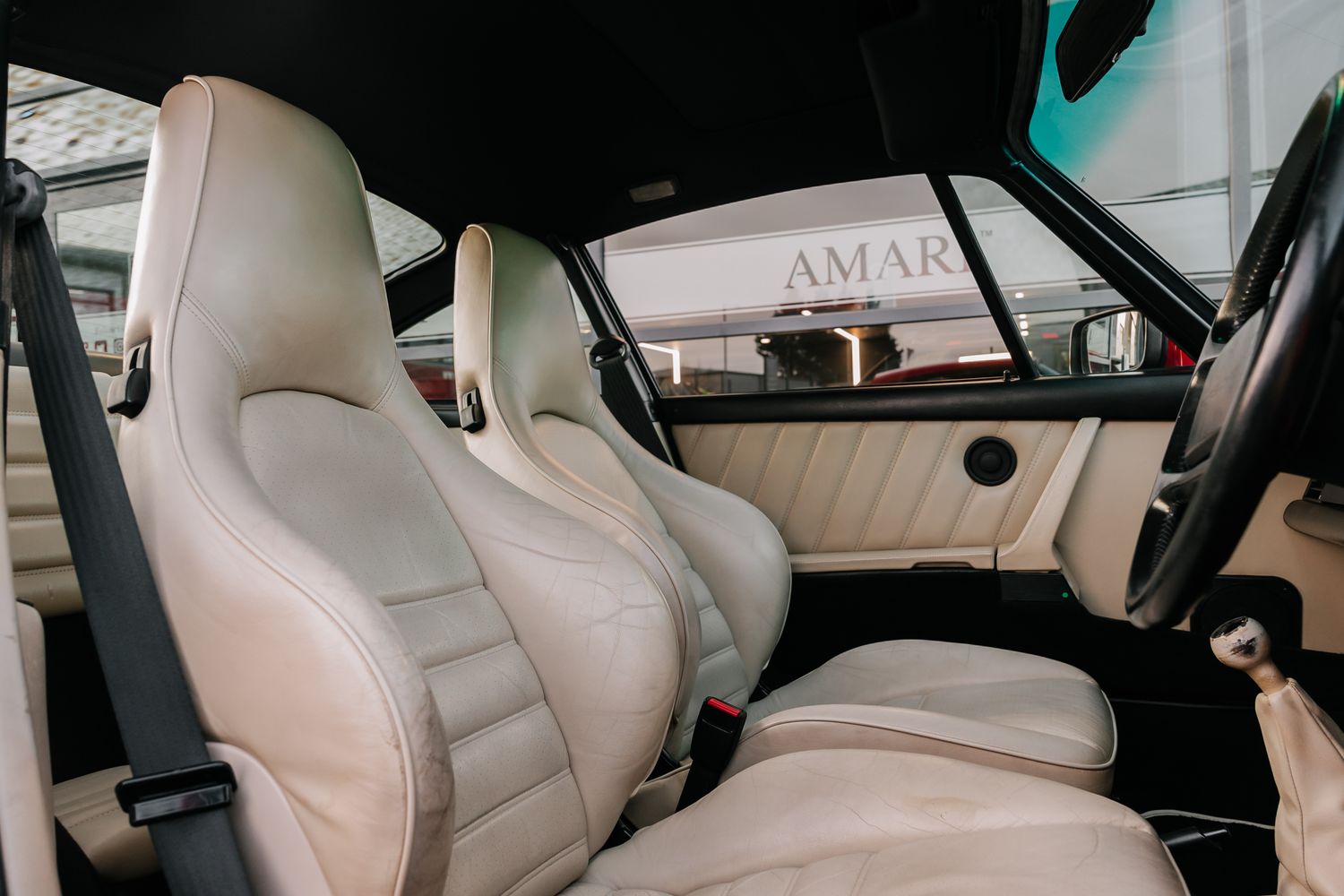 Porsche 911 Turbo 930 - 4 Speed Manual Gearbox