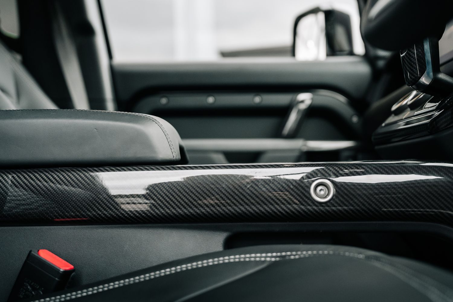 Land Rover Defender 110 D300 X-Dynamic HSE D MHEV - Motion R Design