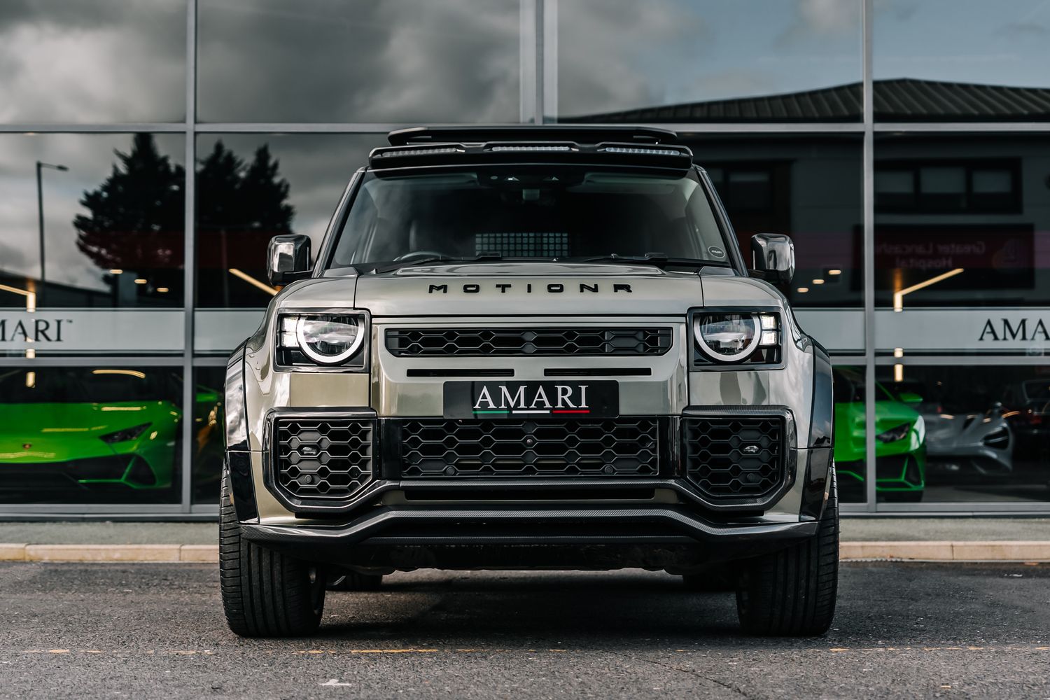 Land Rover Defender 90 D200 Hard Top D MHEV SWB - Motion R Design