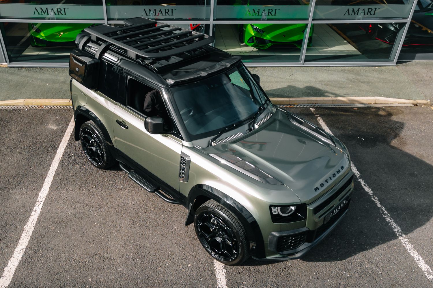 Land Rover Defender 90 D200 Hard Top D MHEV SWB - Motion R Design