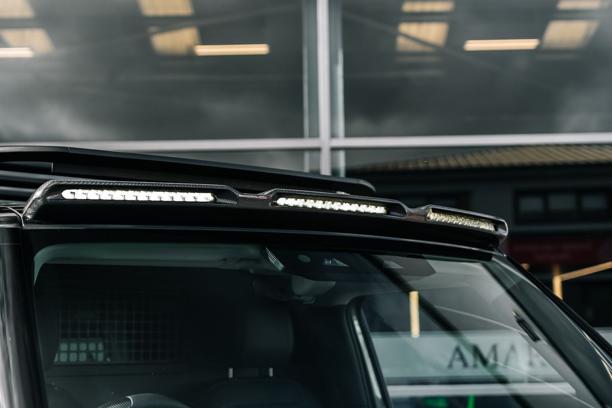 Land Rover Defender 90 D200 Hard Top D MHEV SWB - Motion R Design