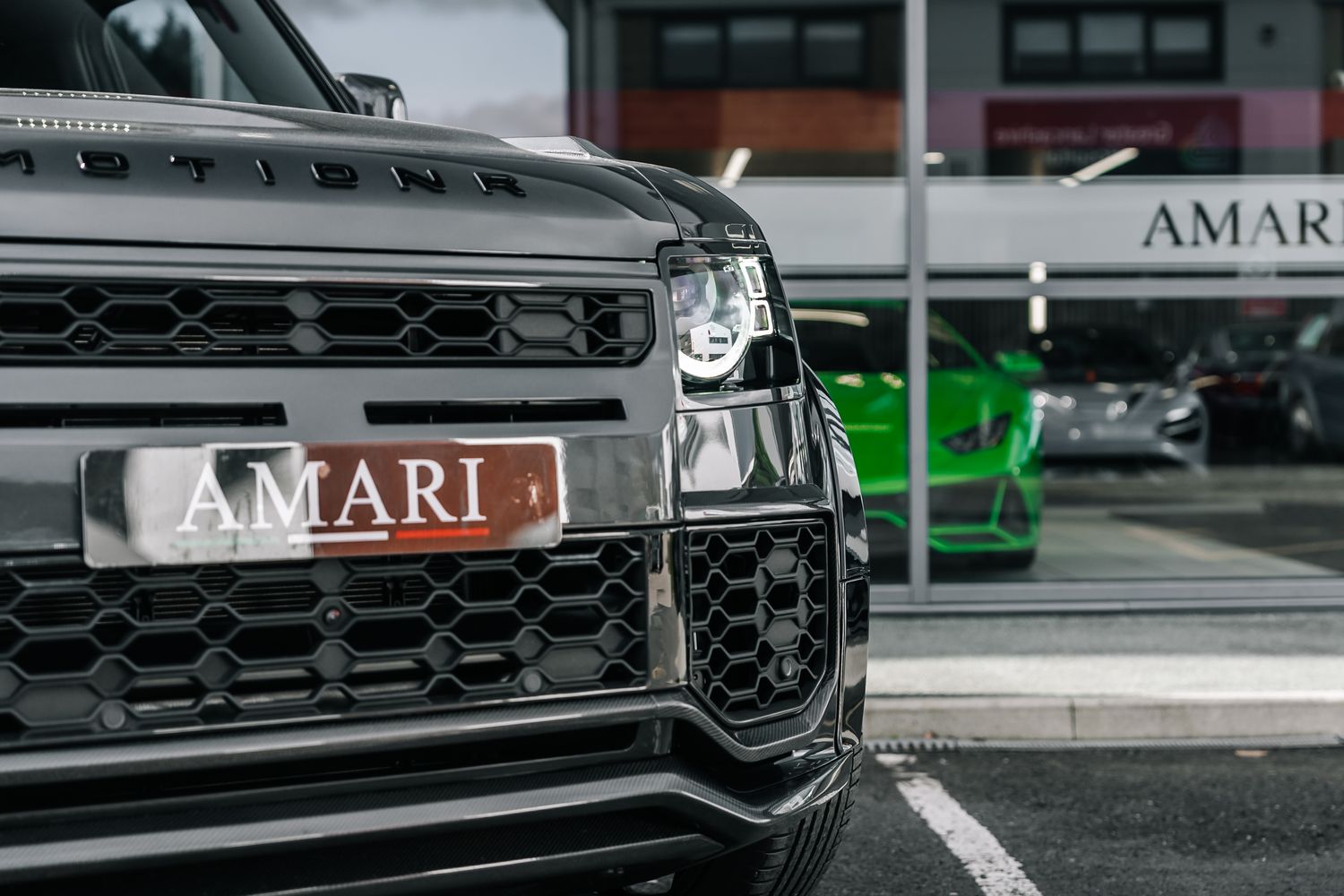 Land Rover Defender 90 D250 Hard Top SE D MHEV - Motion R Design