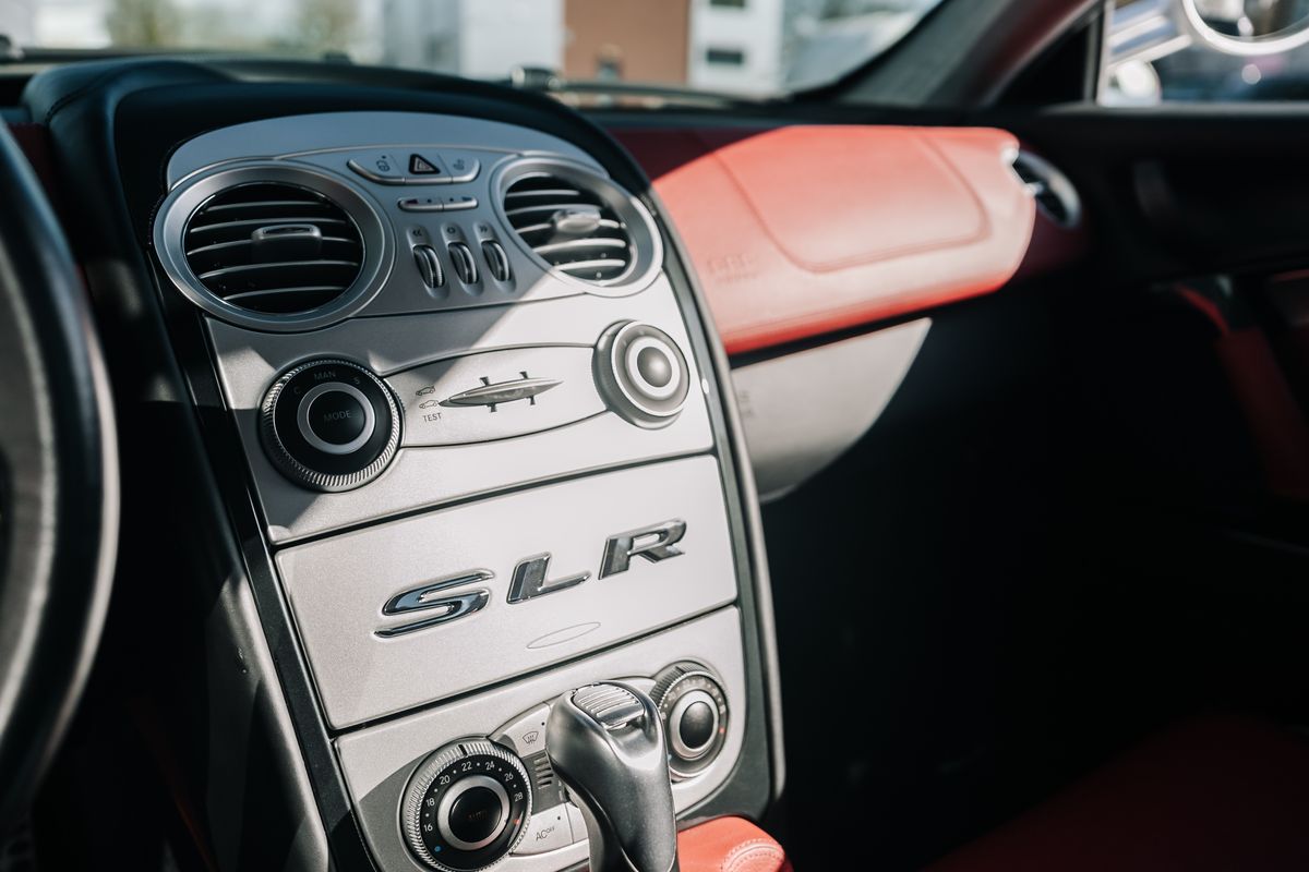 Mercedes-Benz SLR McLaren