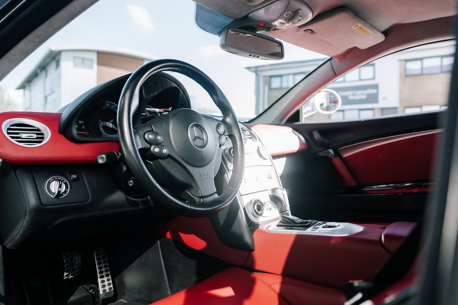 Mercedes-Benz SLR McLaren