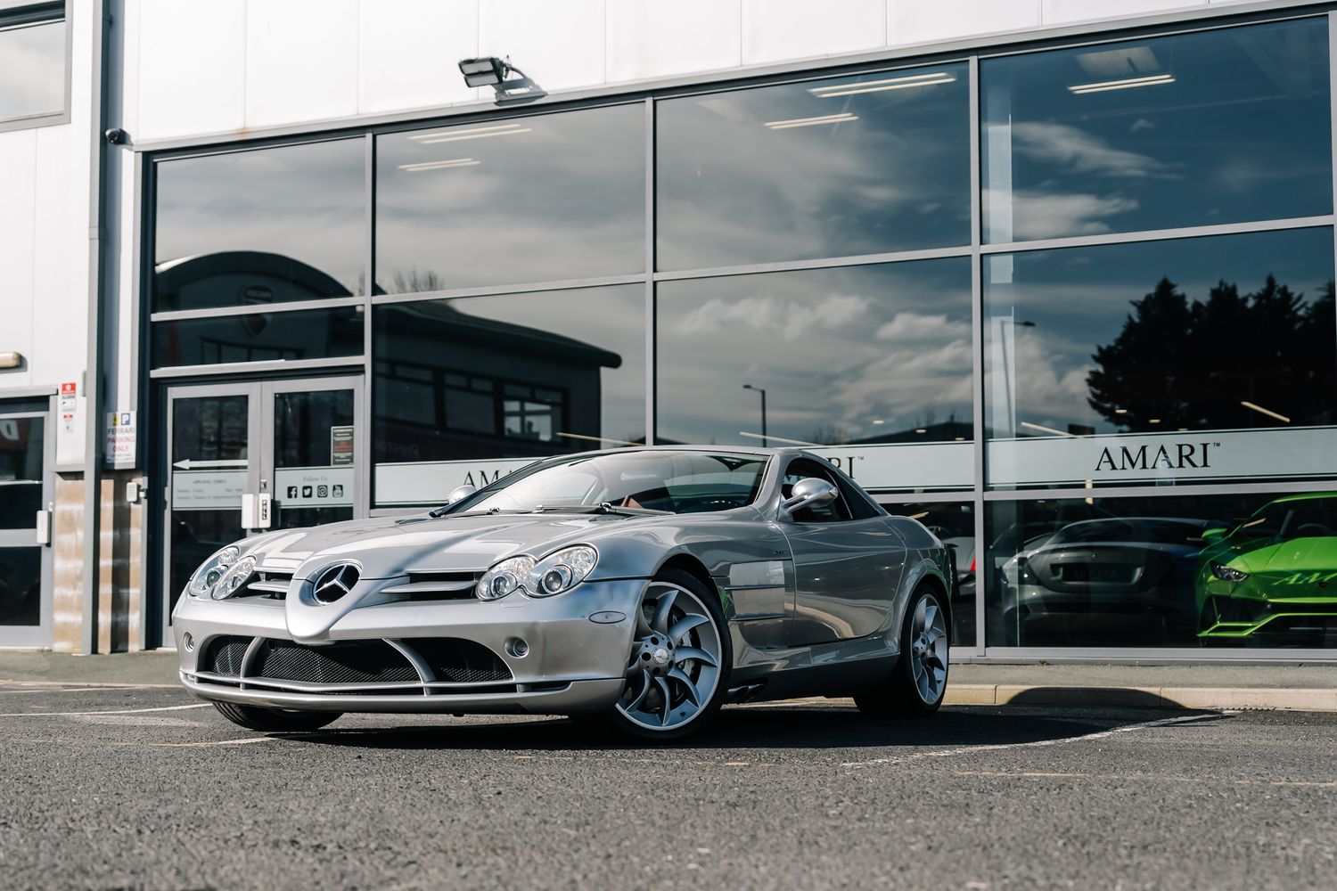 Mercedes-Benz SLR McLaren
