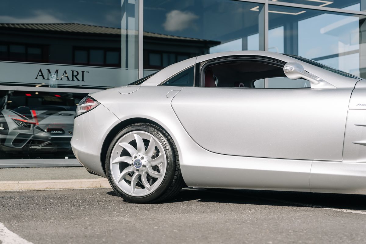 Mercedes-Benz SLR McLaren