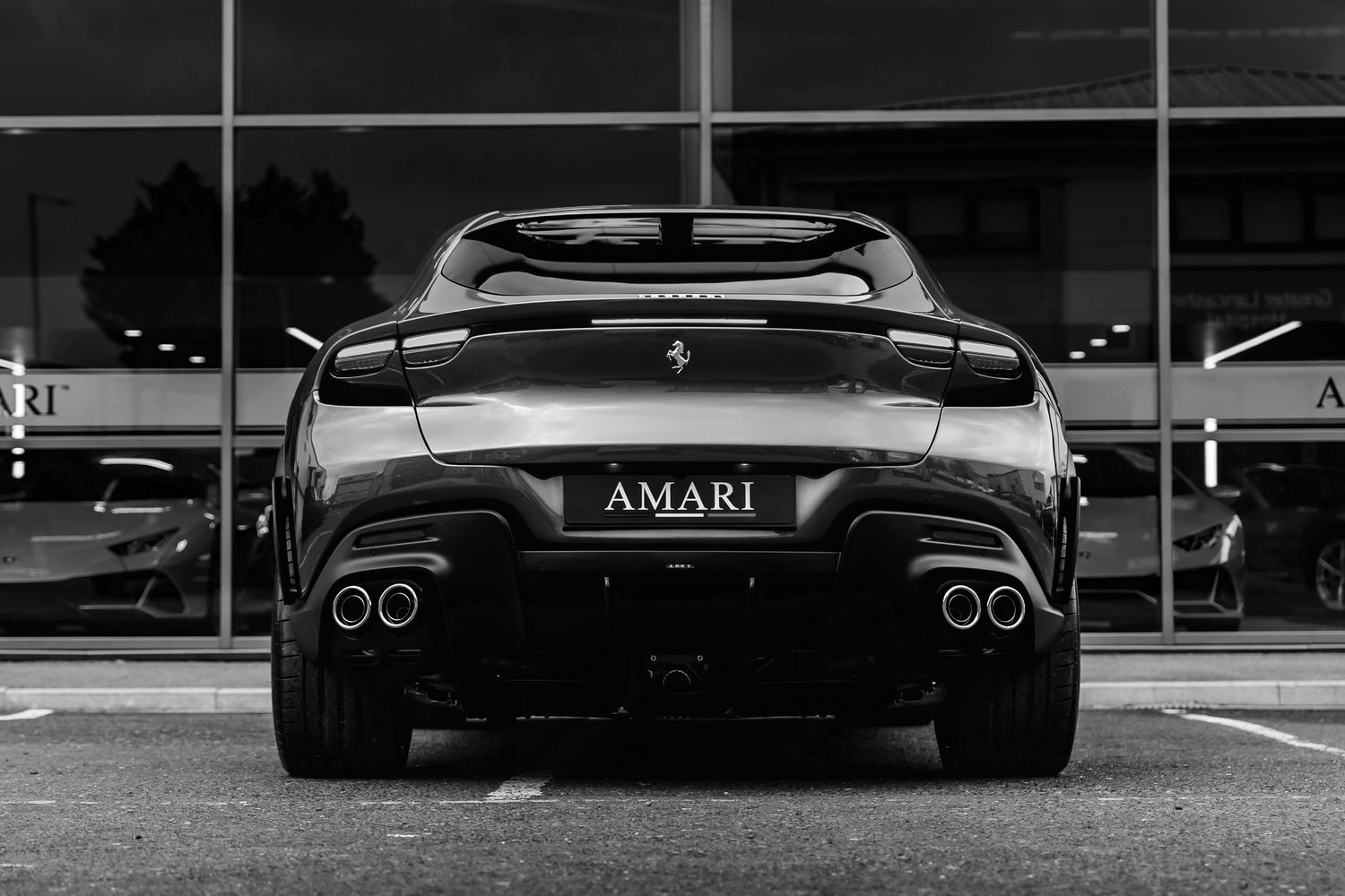 Ferrari Purosangue 6.5 V12