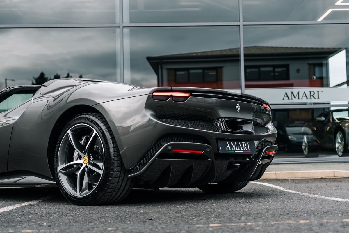 Ferrari 296 GTS