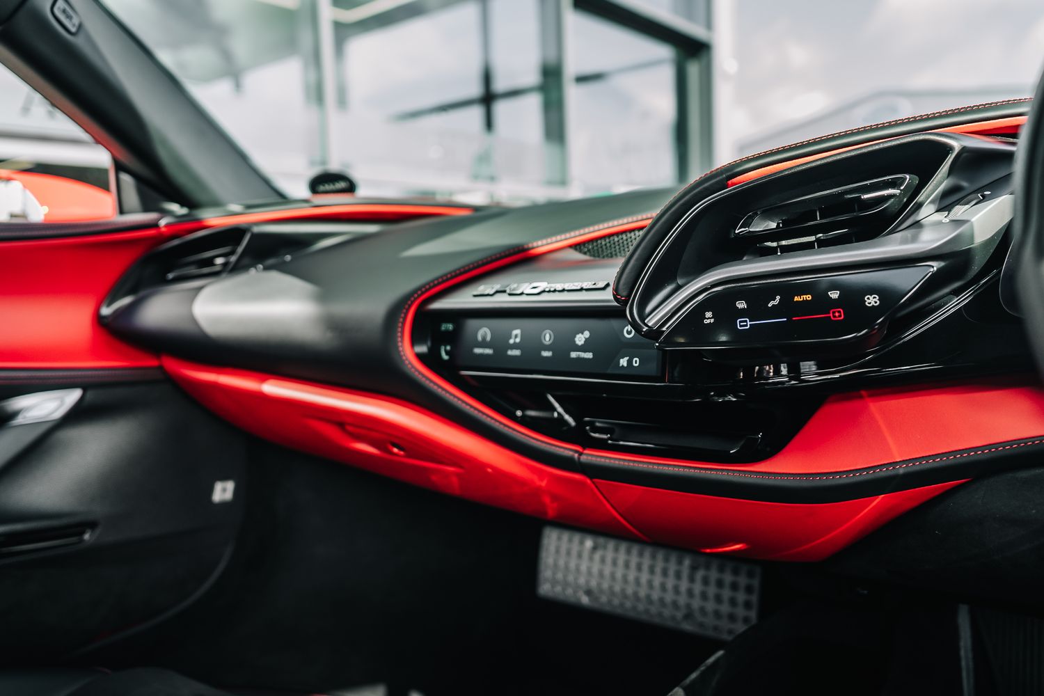 Ferrari SF90 Stradale
