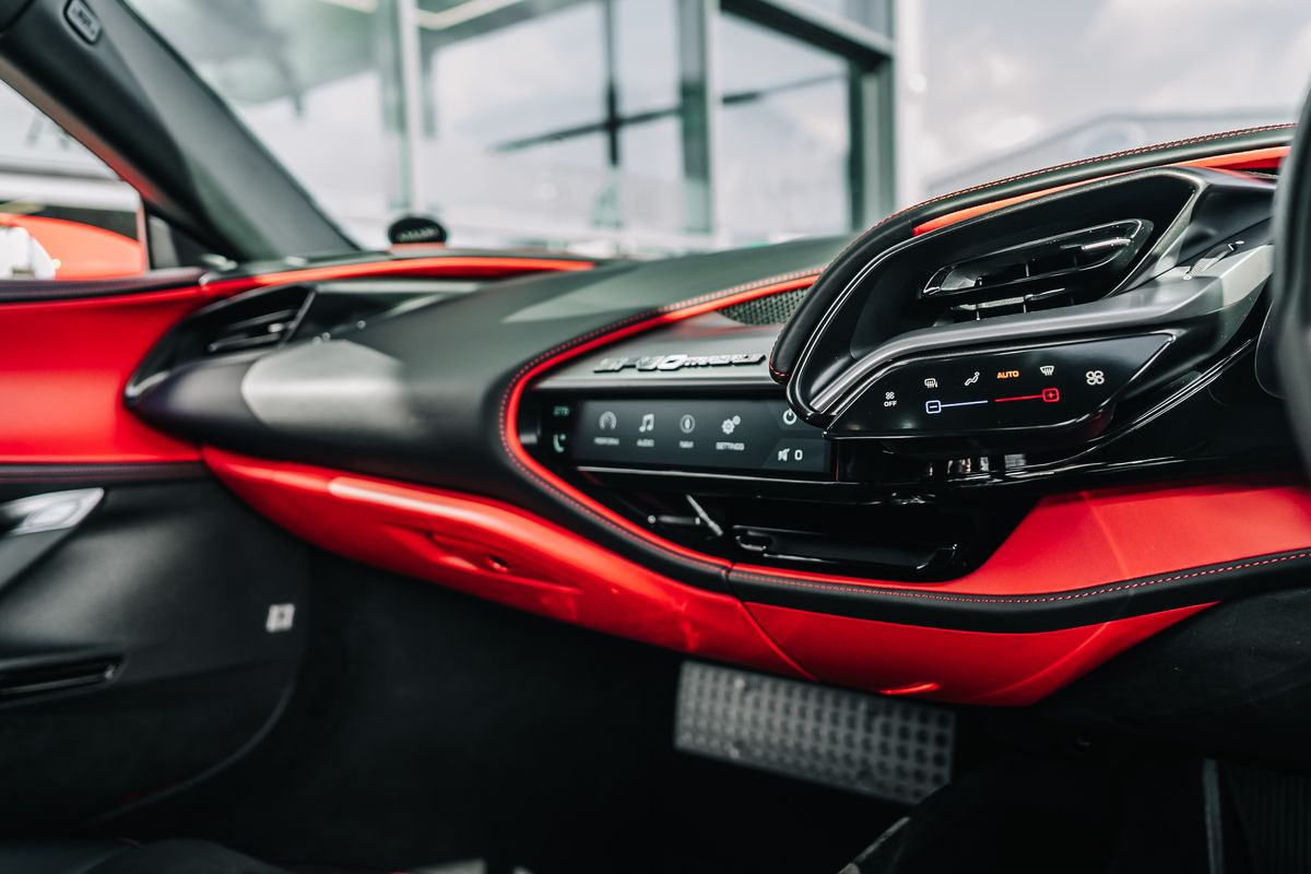 Ferrari SF90 Stradale