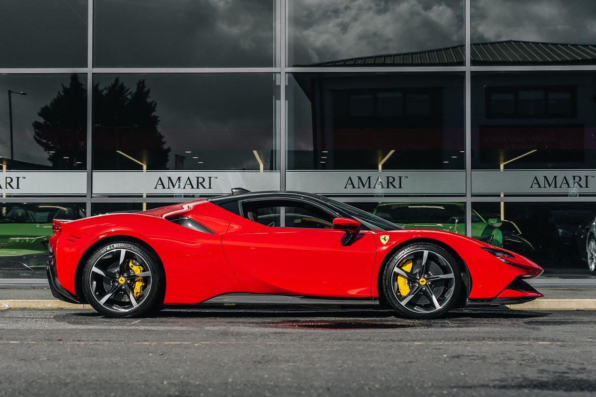 Ferrari SF90 Stradale