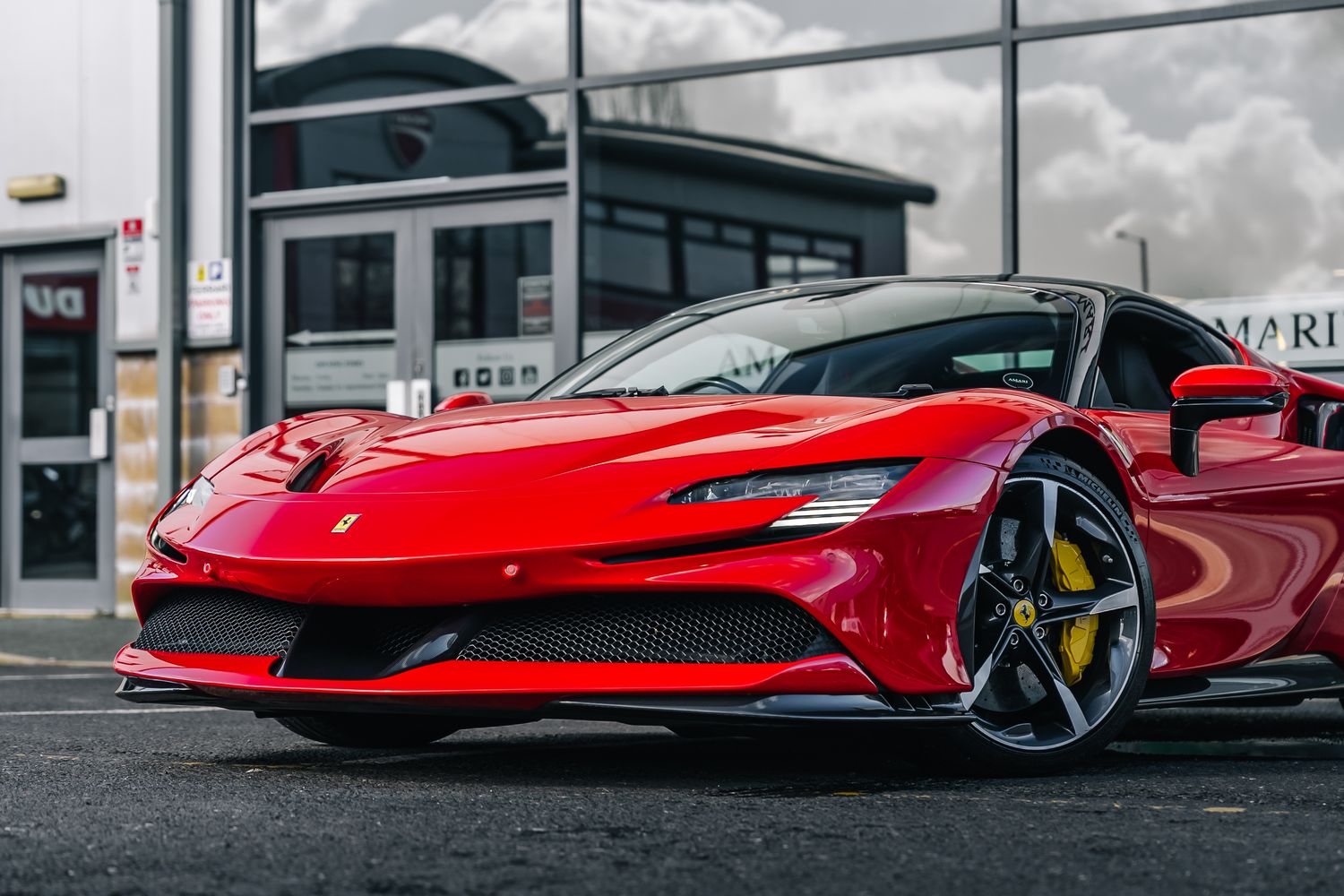 Ferrari SF90 Stradale