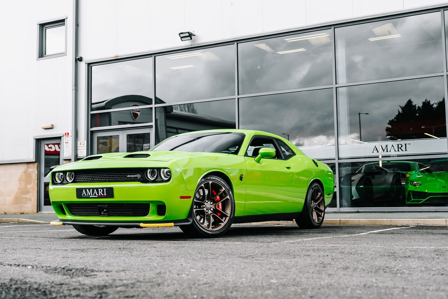 Dodge Challenger SRT Hellcat Jailbreak 807 BHP