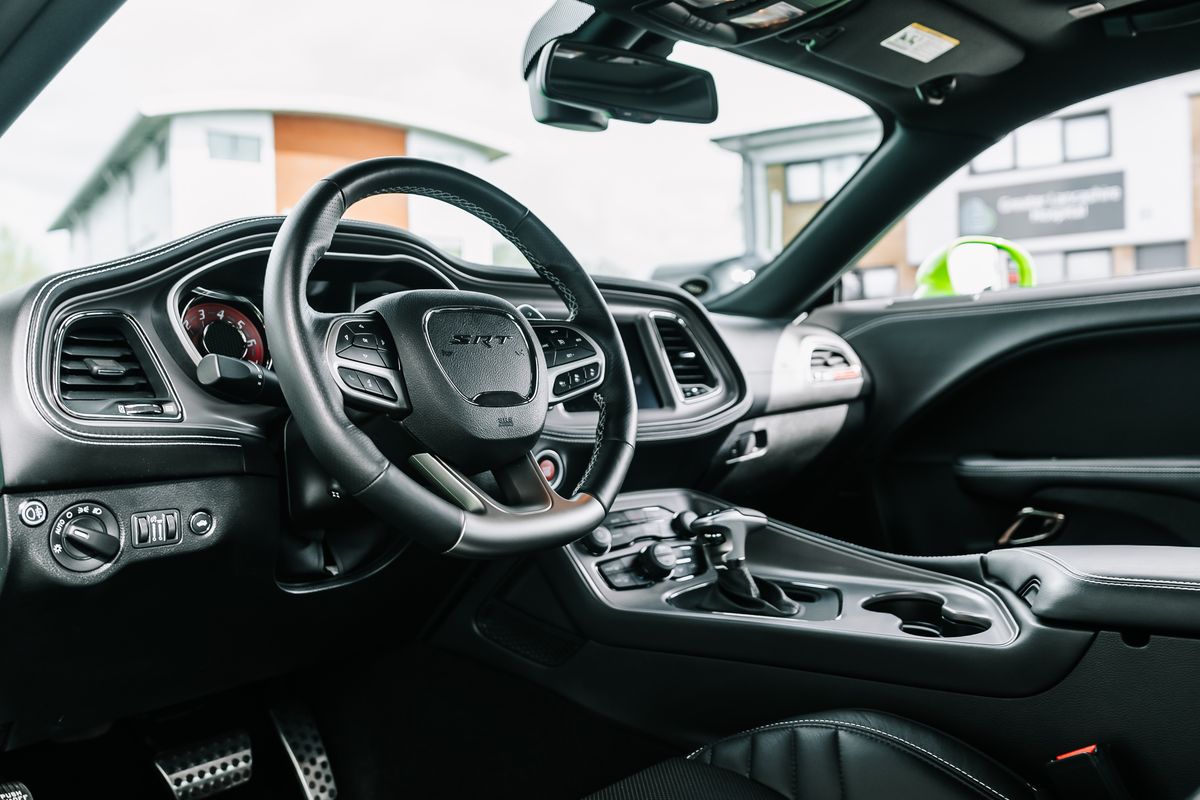Dodge Challenger SRT Hellcat Jailbreak 807 BHP