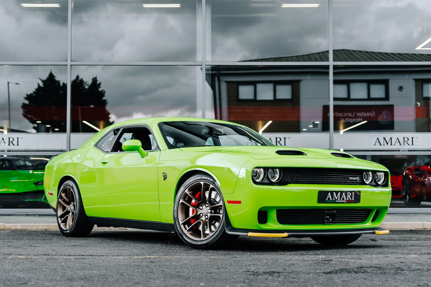 Dodge Challenger SRT Hellcat Jailbreak 807 BHP