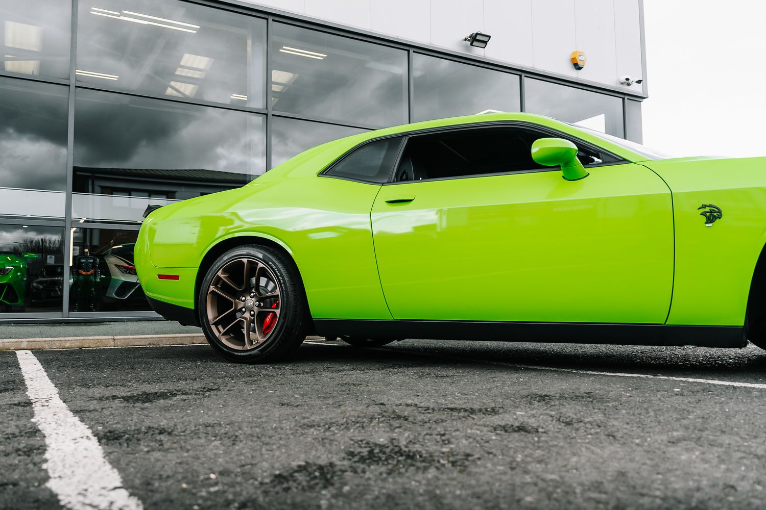 Dodge Challenger SRT Hellcat Jailbreak 807 BHP