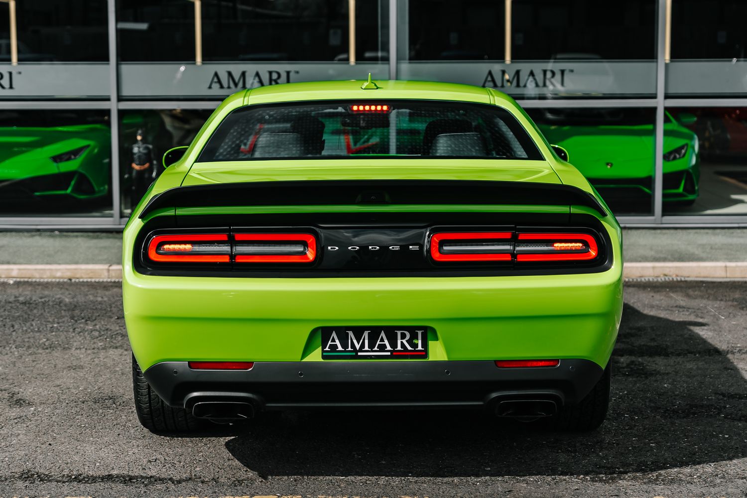 Dodge Challenger SRT Hellcat Jailbreak 807 BHP