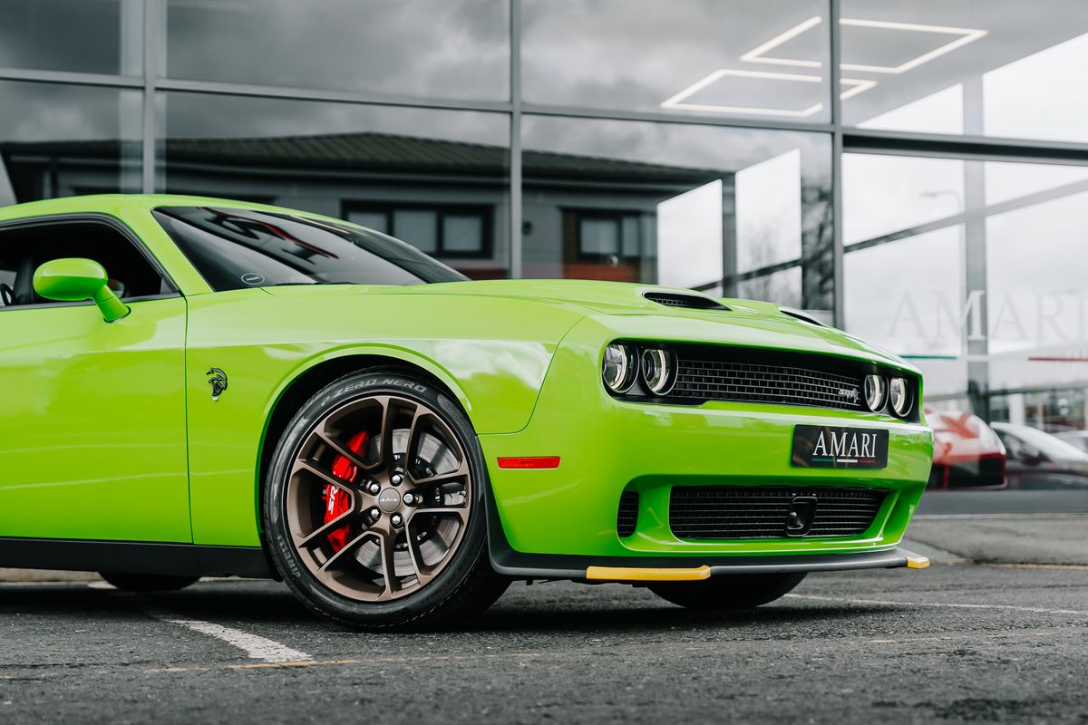 Dodge Challenger SRT Hellcat Jailbreak 807 BHP