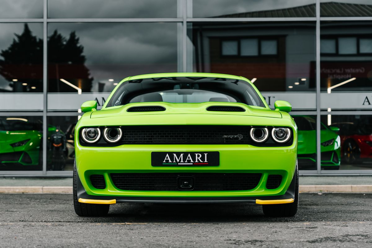 Dodge Challenger SRT Hellcat Jailbreak 807 BHP